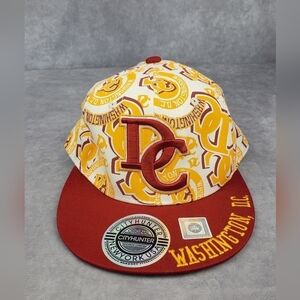 WASHINGTON DC GOLD‎ AND MAROON SNAPBACK HAT 100 Cotton
